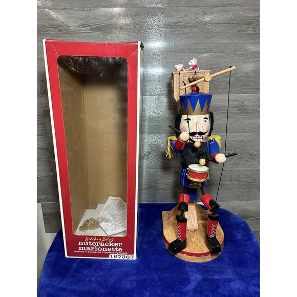 VTG 2001 Holiday Creations Living Nutcracker Marionette Christmas 22” Music Work - Picture 1 of 16